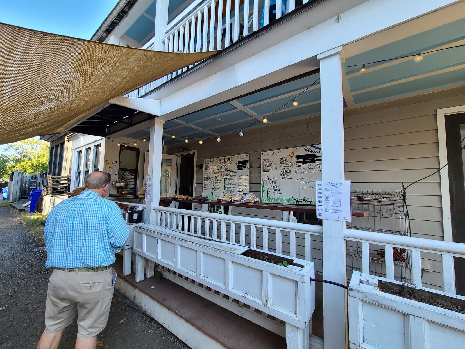 Brown's Court Bakery — photo 2