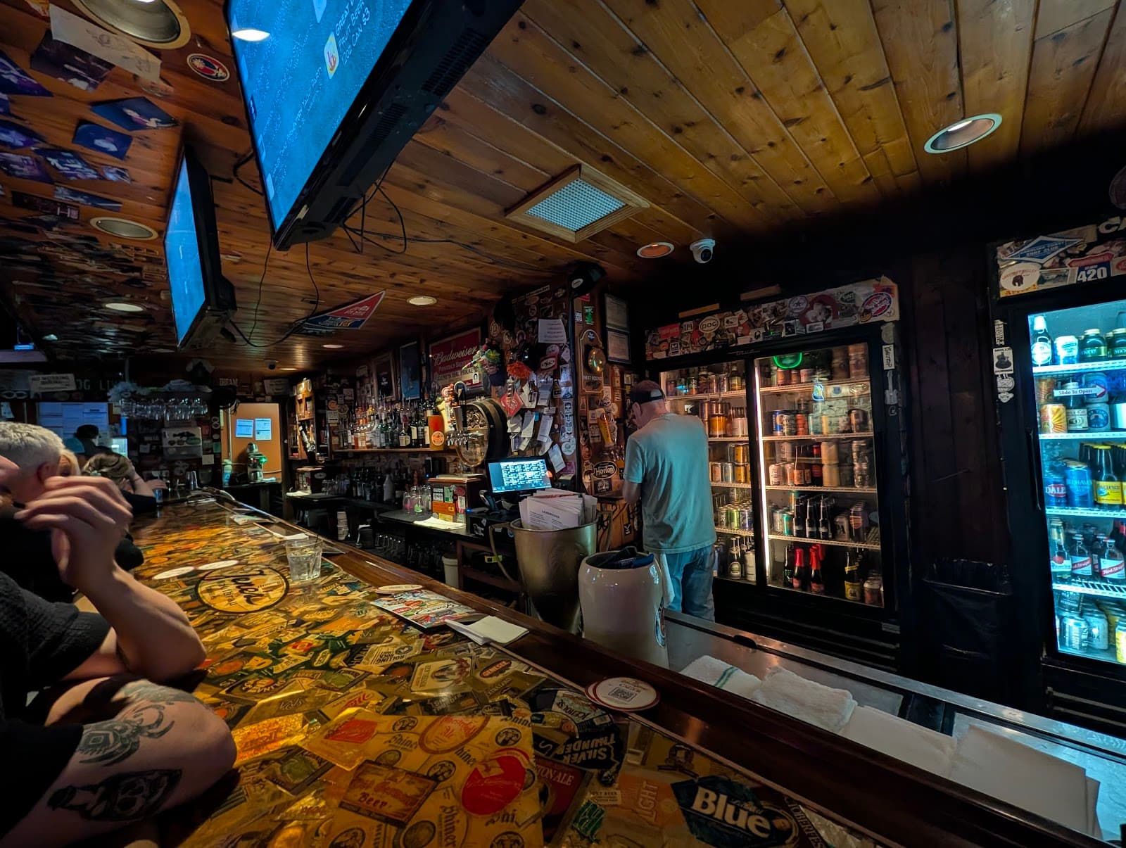 Gene's Haufbrau